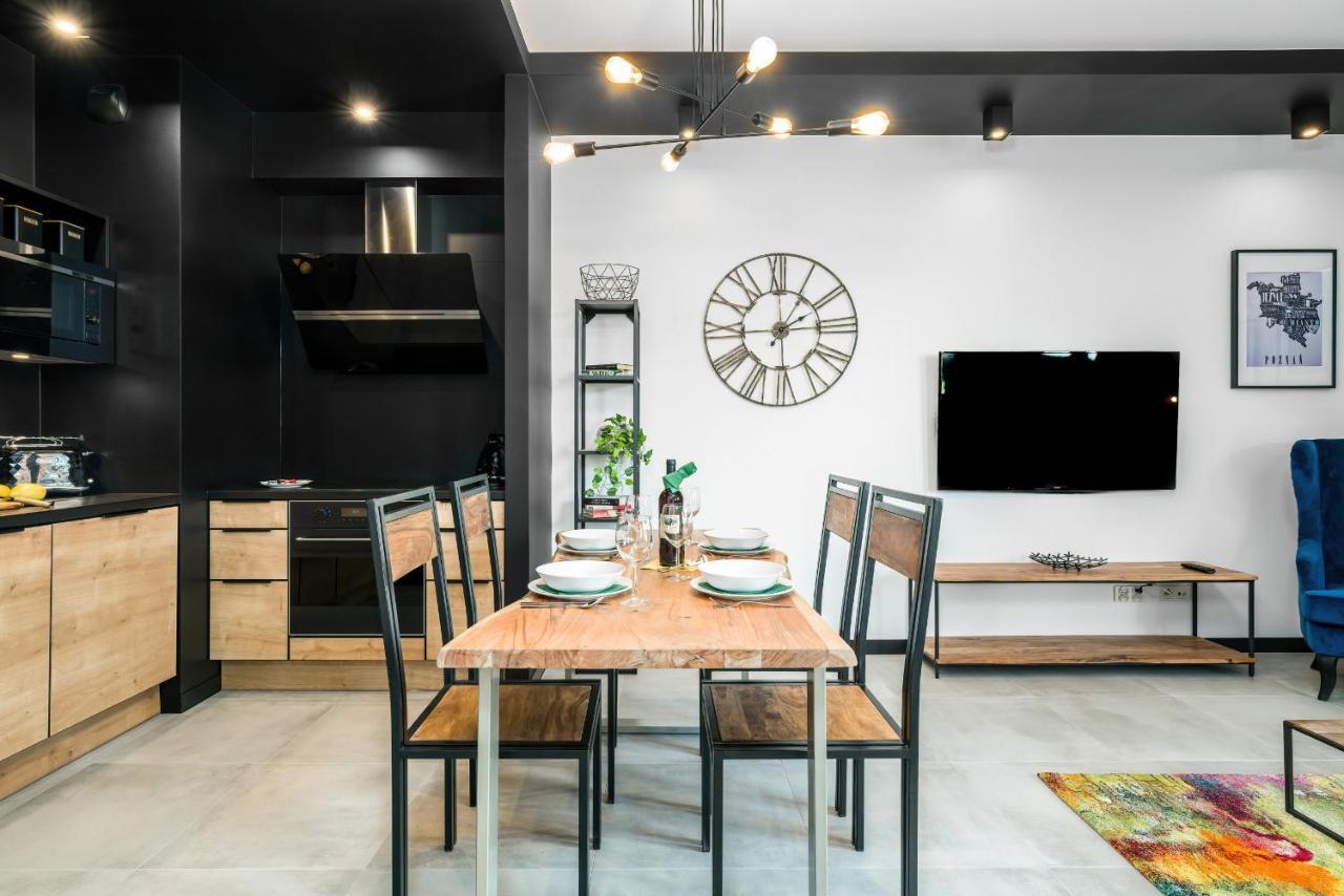 Apartments Poznan Chwaliszewo Residence With Free Garage By Noclegi Renters المظهر الخارجي الصورة
