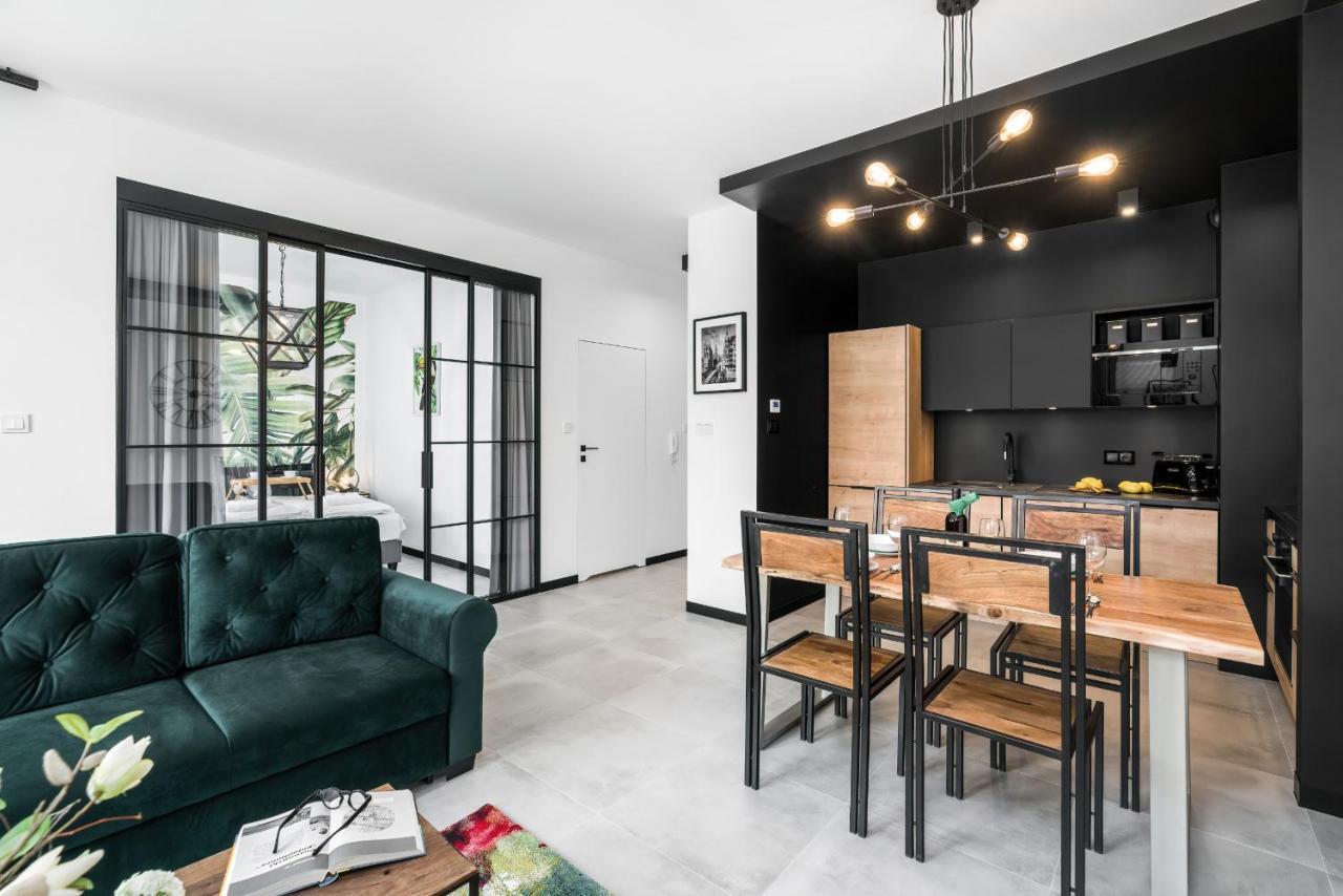 Apartments Poznan Chwaliszewo Residence With Free Garage By Noclegi Renters المظهر الخارجي الصورة